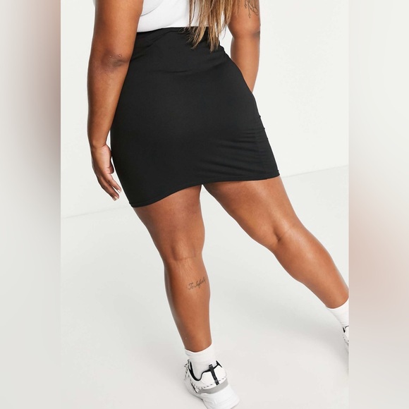 Brave Soul Plus jade jersey basic skirt in black from ASOS. NWT - Picture 3 of 5